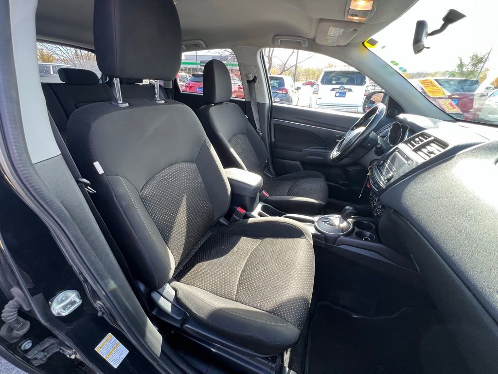 Used 2016 Mitsubishi Outlander Sport ES image 25