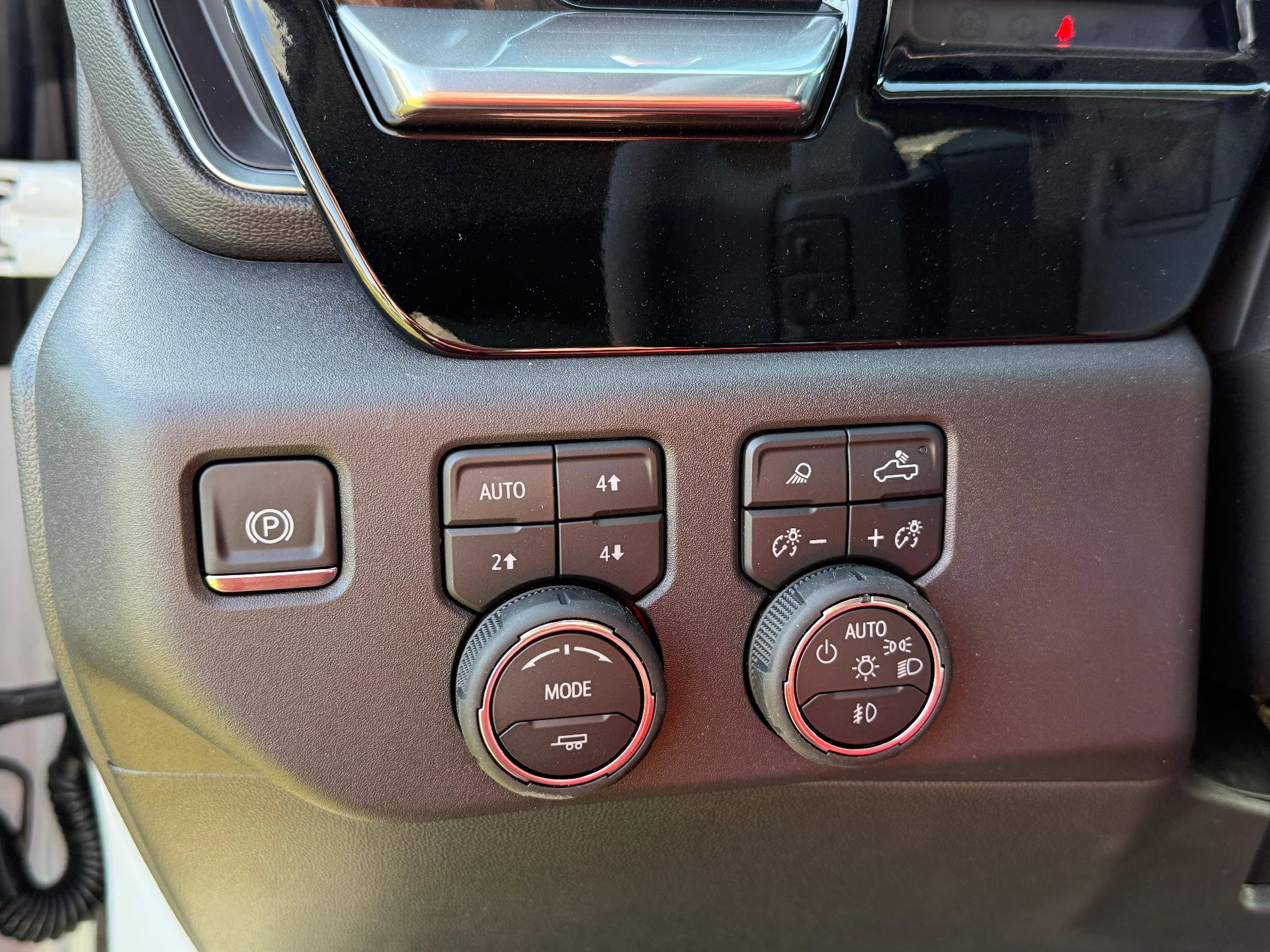 New 2026 Chevrolet Silverado 1500 LT Trail Boss w/ Safety Package image 17