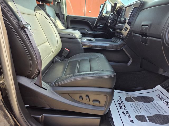 Used 2015 GMC Sierra 2500 Denali w/ Duramax Plus Package AWD/4WD image 39