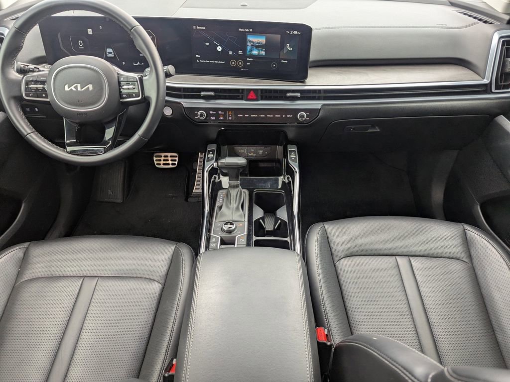 Used 2024 Kia Sorento SX image 11