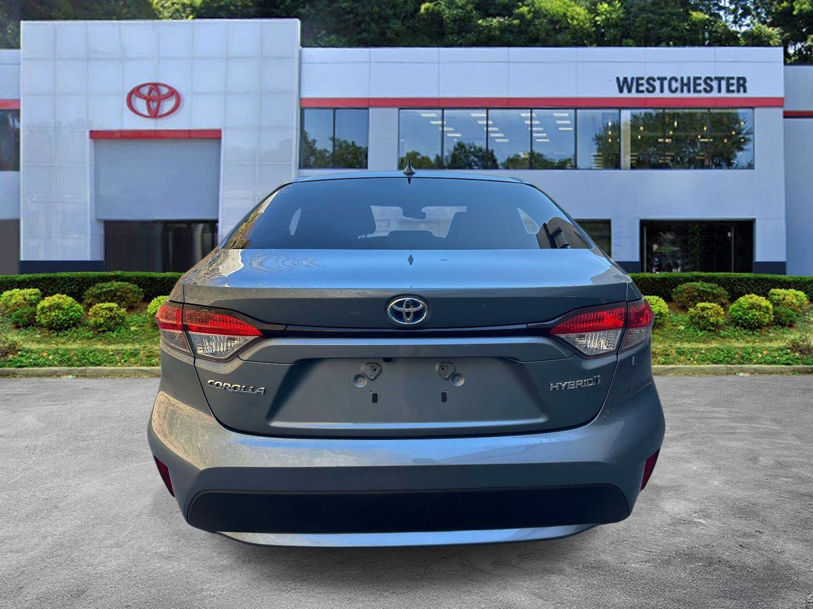 Used 2021 Toyota Corolla LE w/ Carpet Mat Package (TMS) FWD image 5