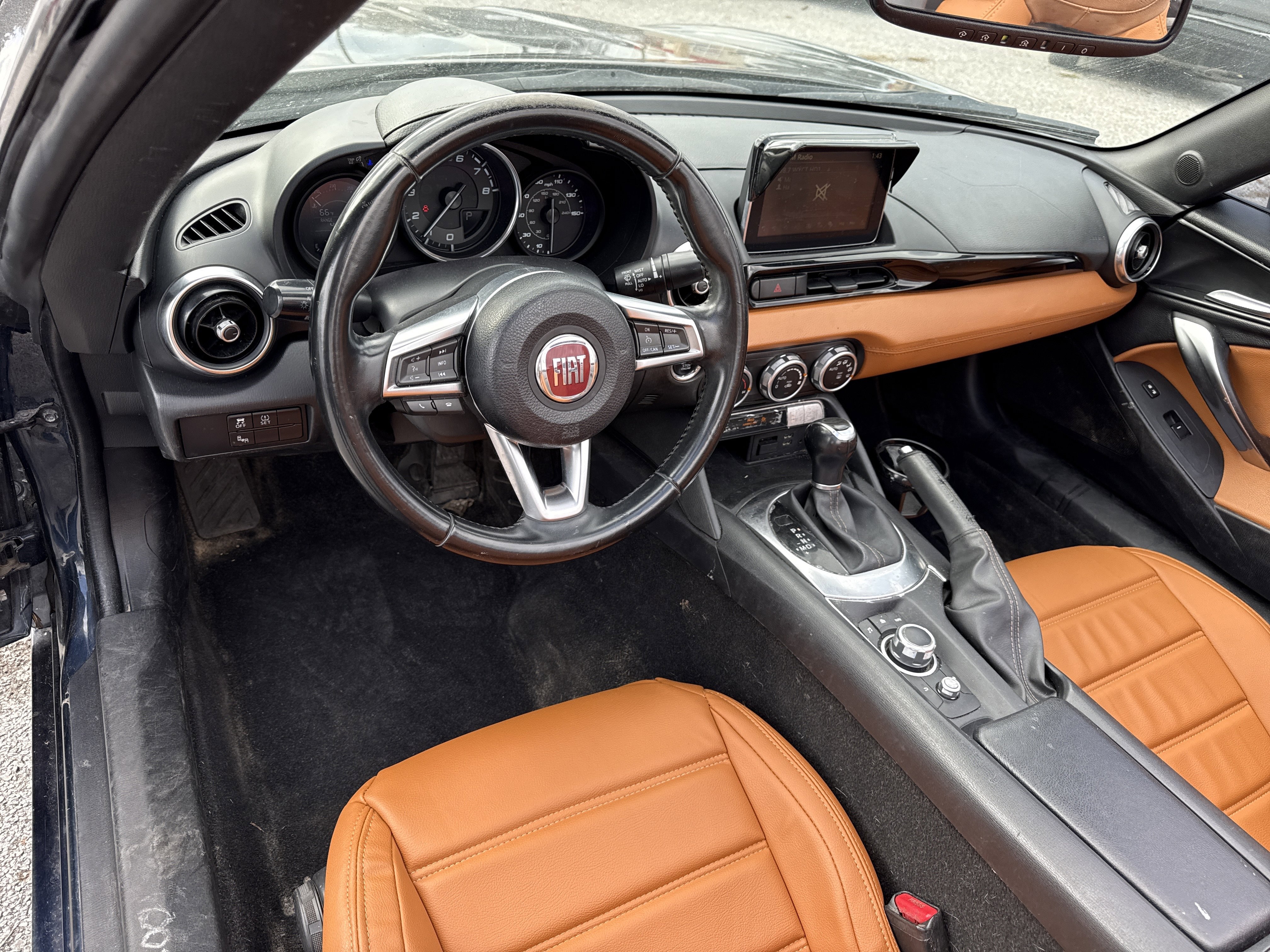 Used 2019 FIAT 124 Spider Lusso w/ Convenience Group image 10