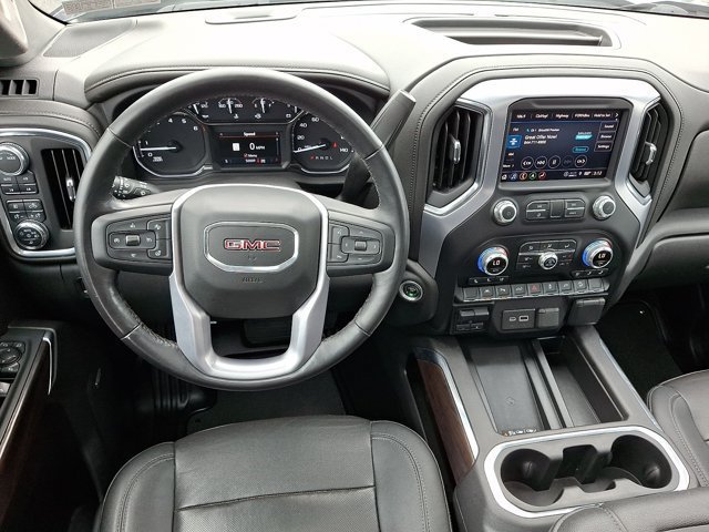 Used 2022 GMC Sierra 1500 SLT w/ SLT Premium Plus Package AWD/4WD image 16