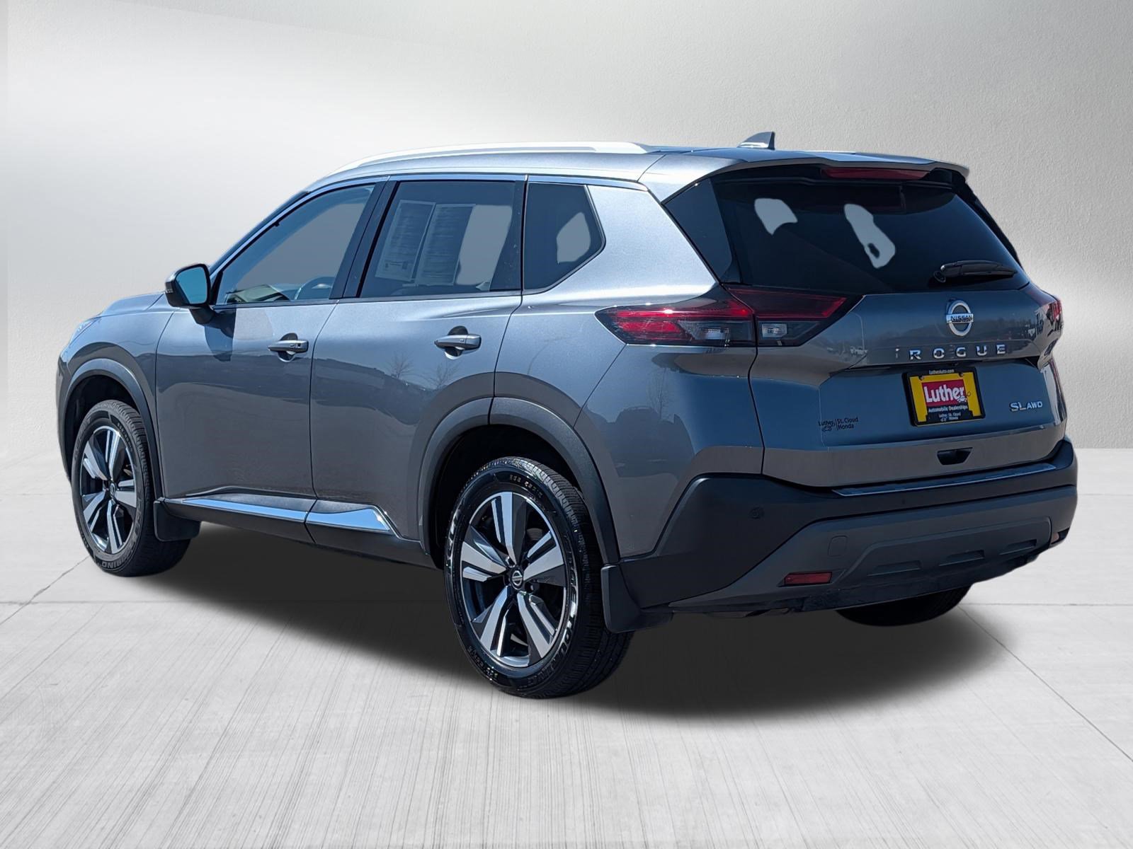 Used 2021 Nissan Rogue SL AWD/4WD image 5