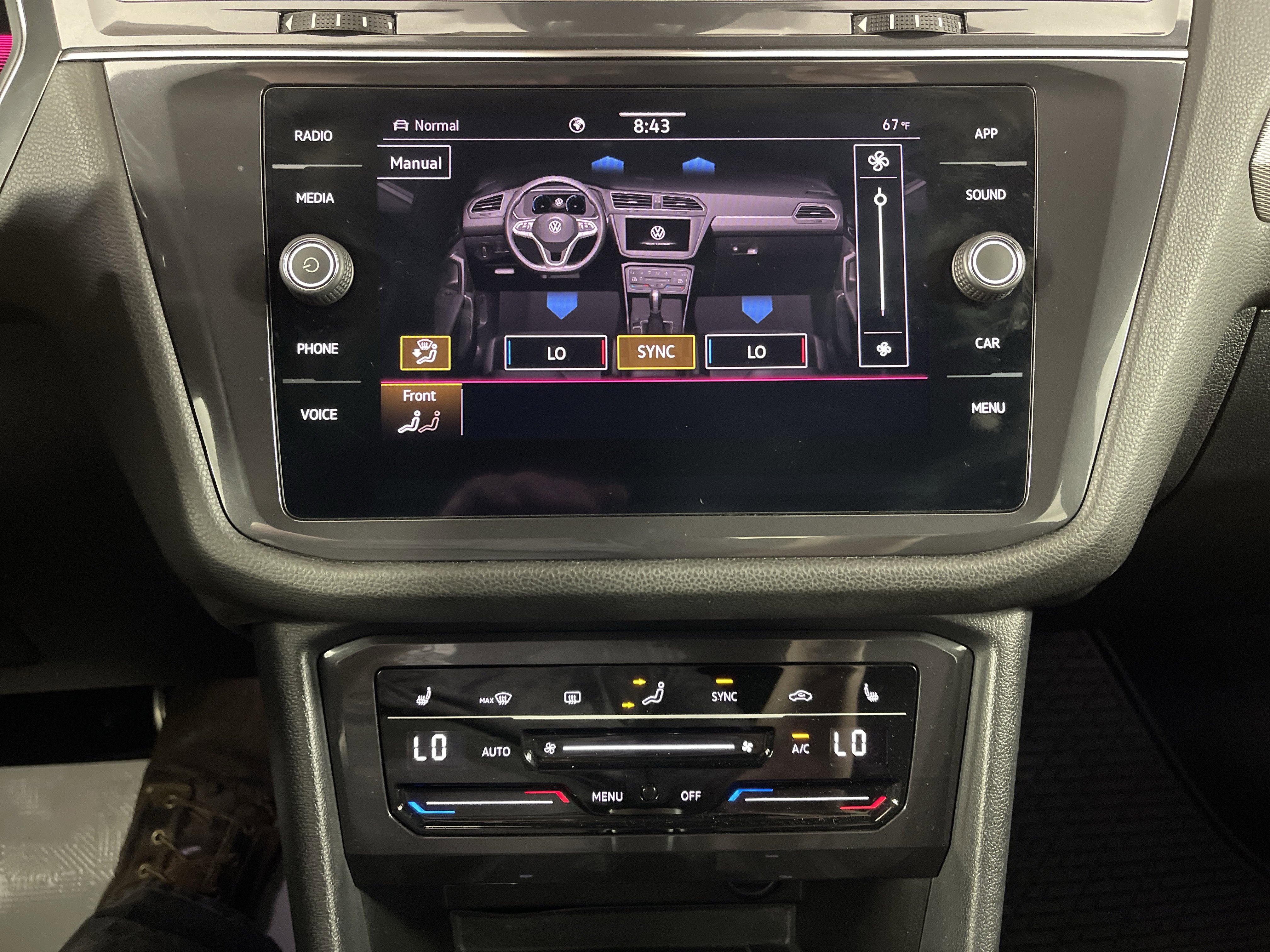 Used 2022 Volkswagen Tiguan SE R-Line image 25