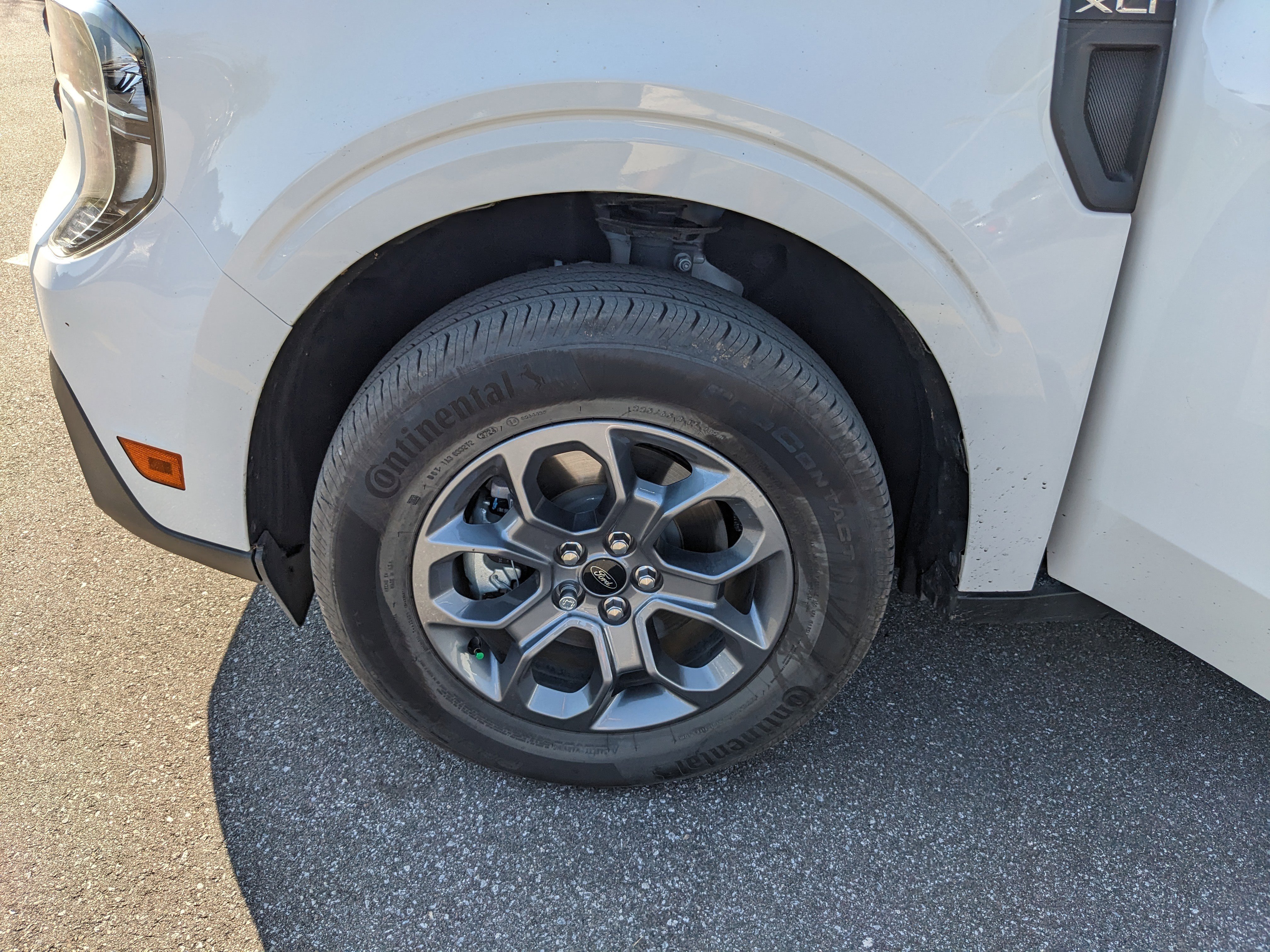 Certified 2025 Ford Maverick XLT w/ XLT Luxury Package image 31