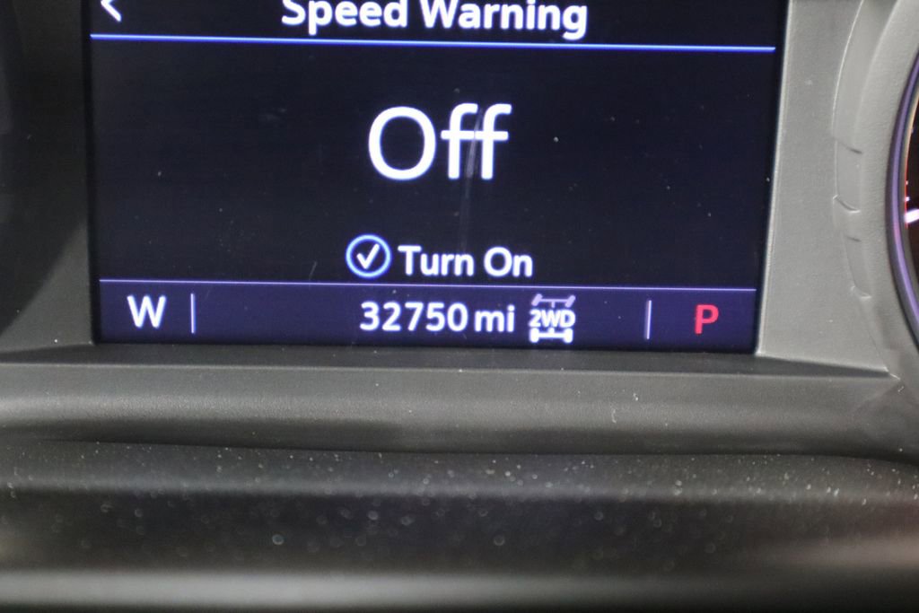 Used 2021 Chevrolet Silverado 1500 LT AWD/4WD image 34