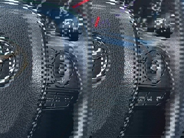 Used 2020 Toyota RAV4 XLE Premium image 15