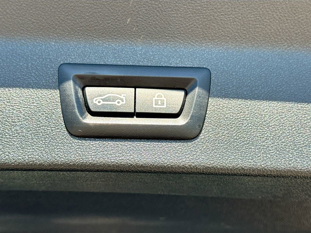 Used 2023 BMW X3 sDrive30i w/ Convenience Package image 13