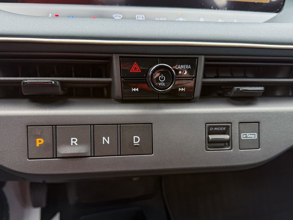 New 2026 Nissan Leaf SV+ w/ Illuminated Package image 14