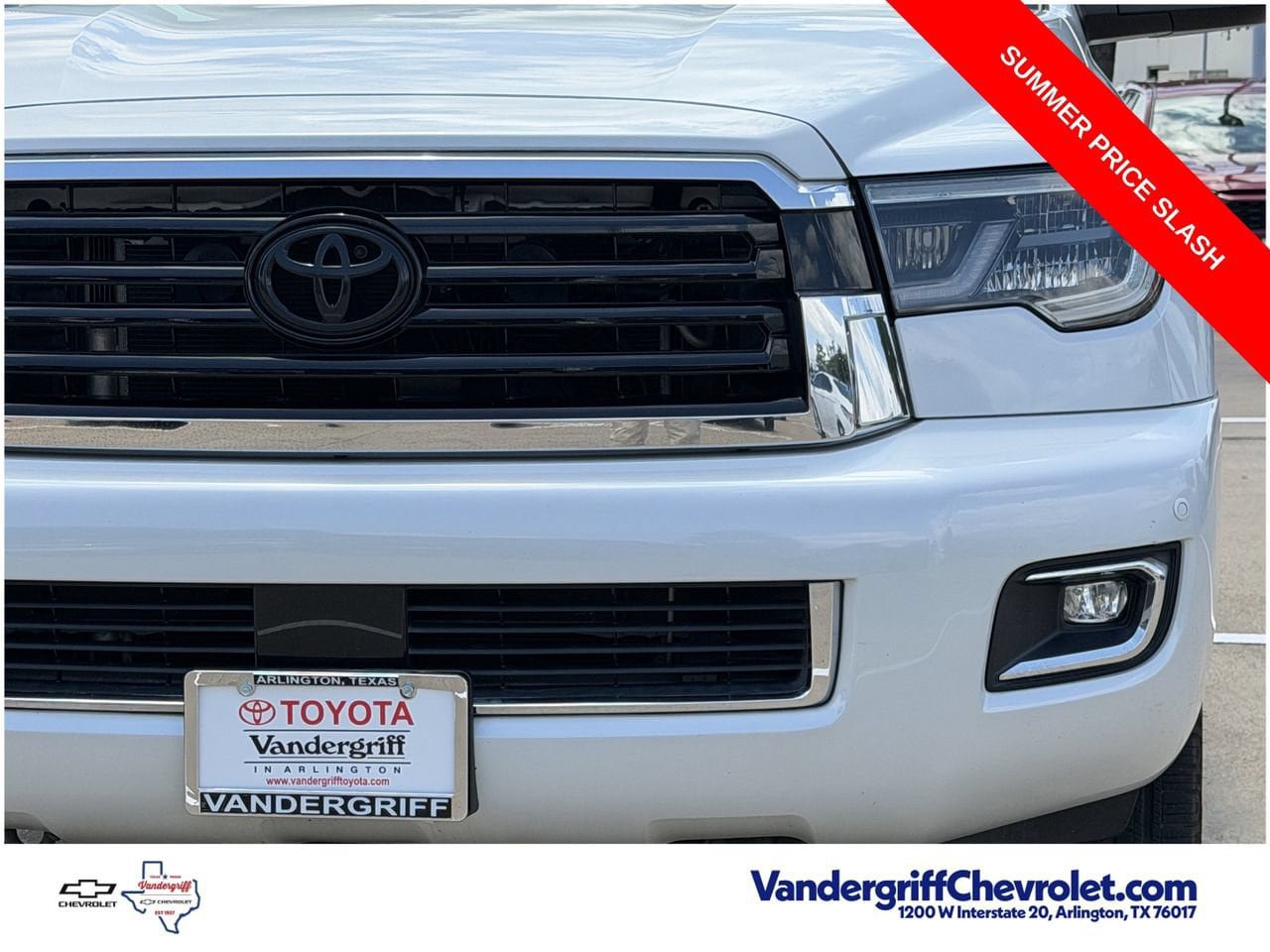 Used 2022 Toyota Sequoia TRD Sport RWD image 4