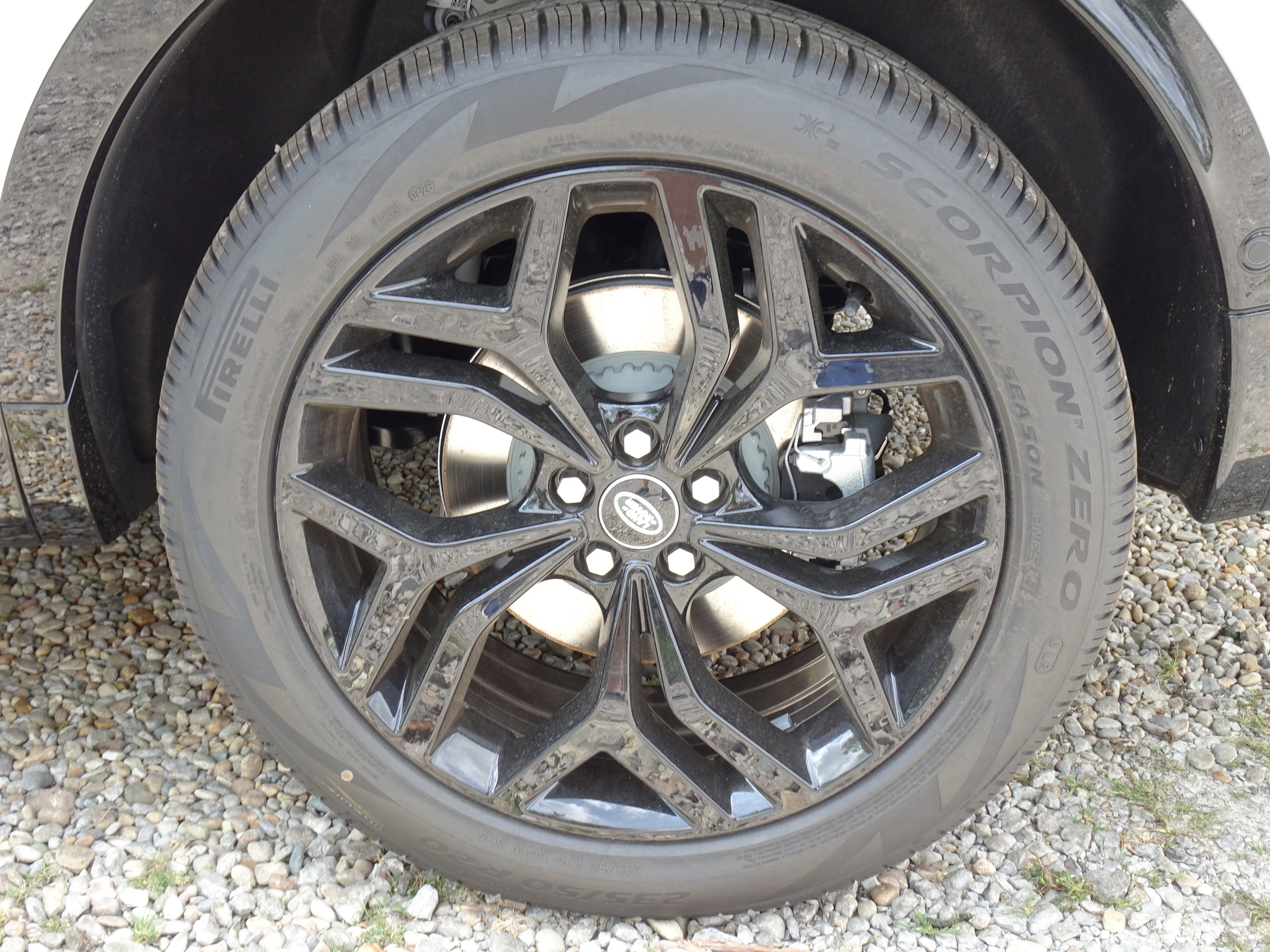 New 2026 Land Rover Discovery Sport Landmark image 27