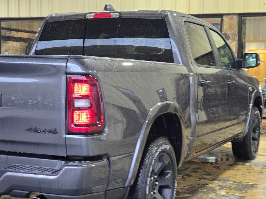 New 2026 RAM 1500 4x4 Crew Cab image 40