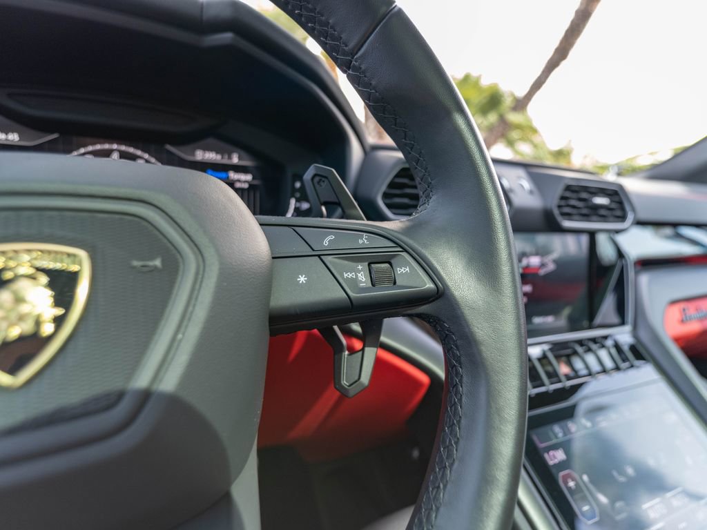 Used 2023 Lamborghini Urus S AWD/4WD image 20