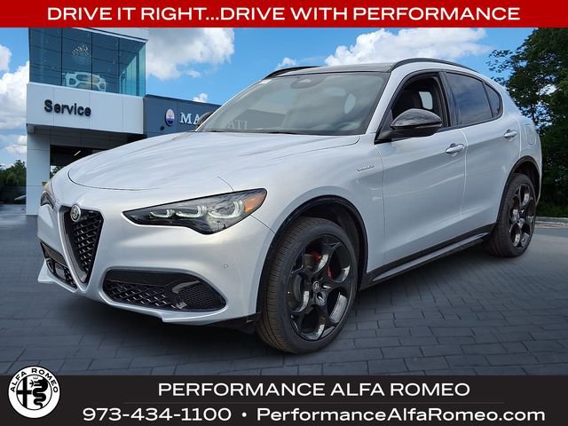 New 2026 Alfa Romeo Stelvio Sprint image 1