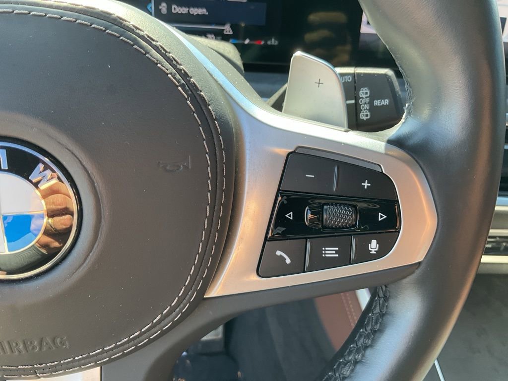 Used 2025 BMW X5 xDrive40i w/ Executive Package image 9