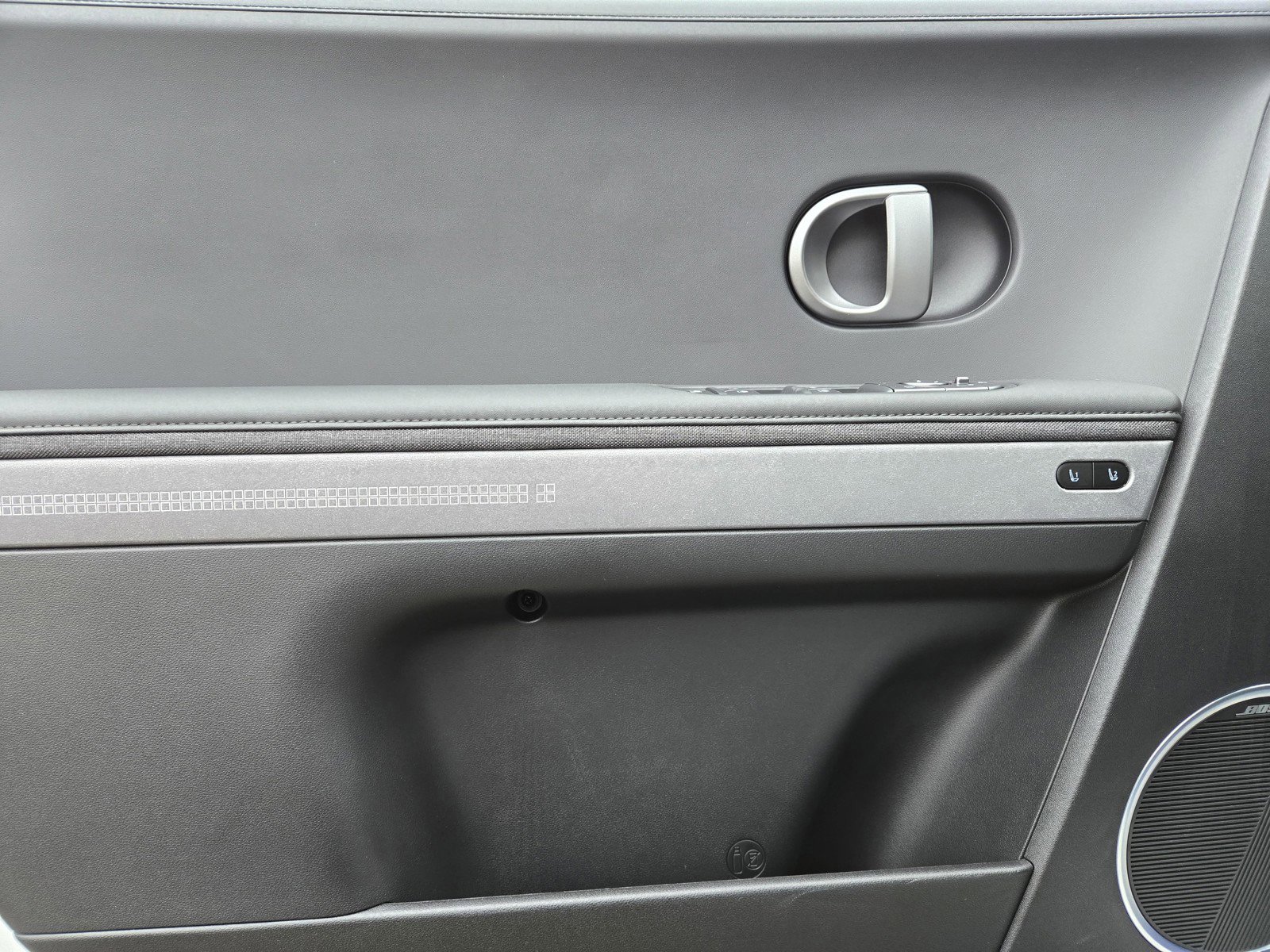 New 2026 Hyundai Ioniq 5 SEL image 18