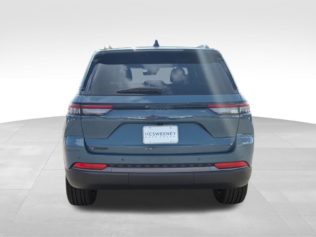 New 2026 Jeep Grand Cherokee Limited w/ Limited Altitude Package RWD image 26