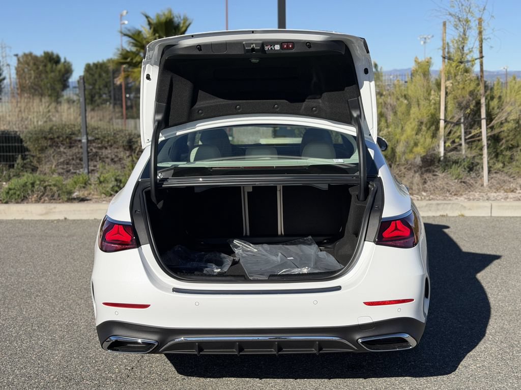 New 2026 Mercedes-Benz E 450 4MATIC Sedan image 13