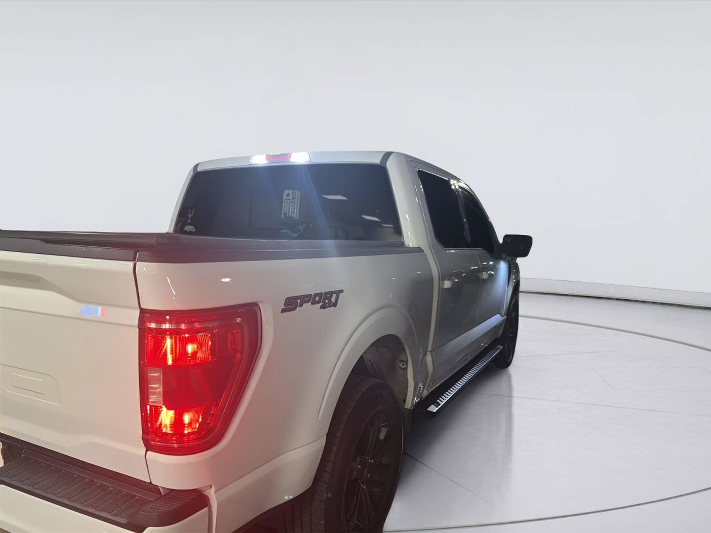 Used 2022 Ford F150 XLT w/ Equipment Group 302A High AWD/4WD image 3