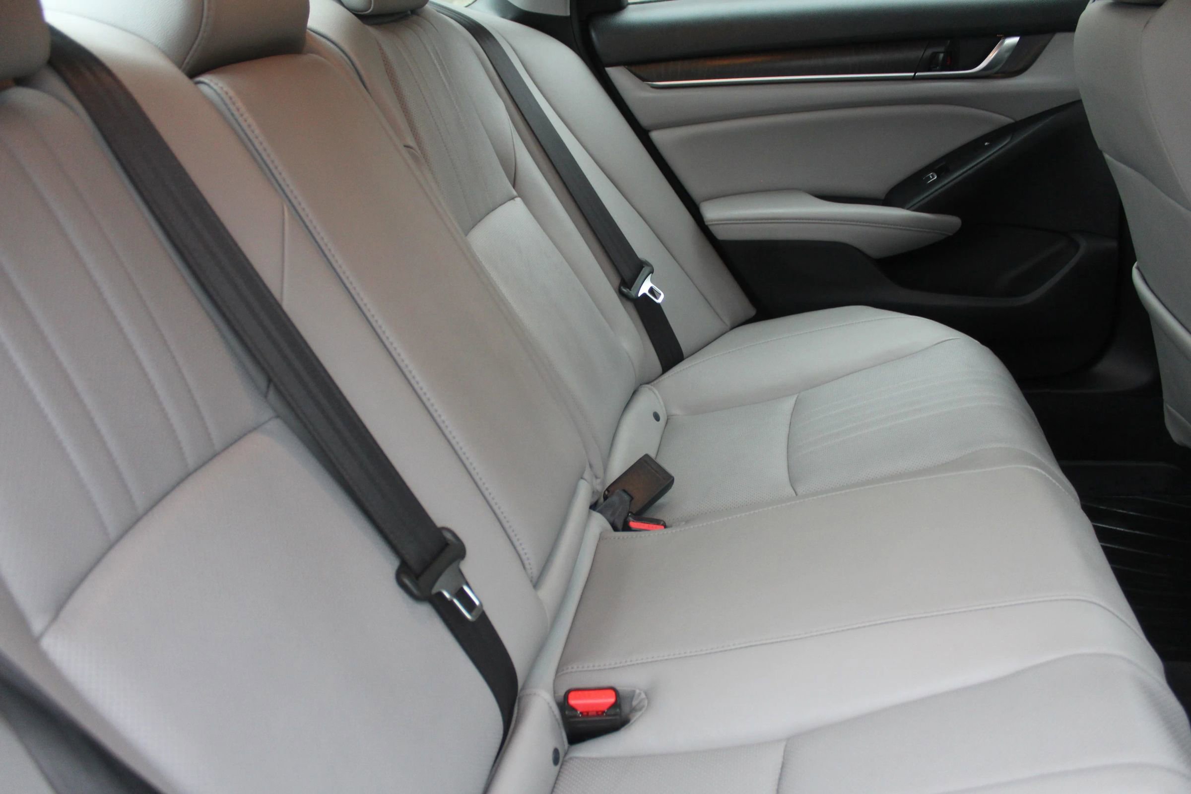 Used 2019 Honda Accord Touring image 15