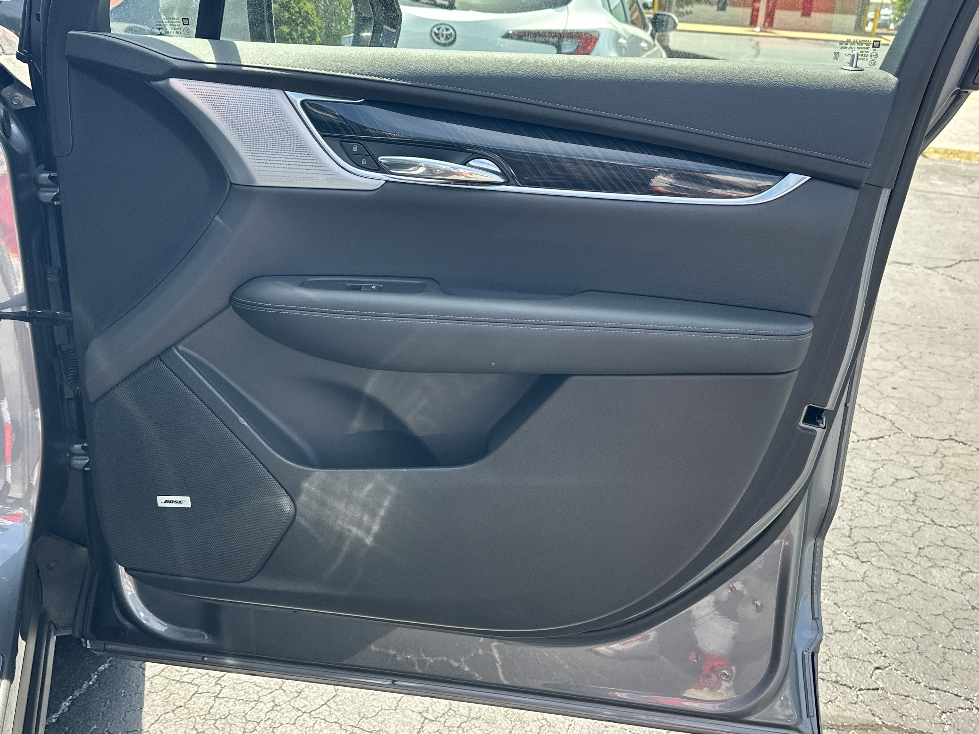 Used 2021 Cadillac XT6 Premium Luxury image 15