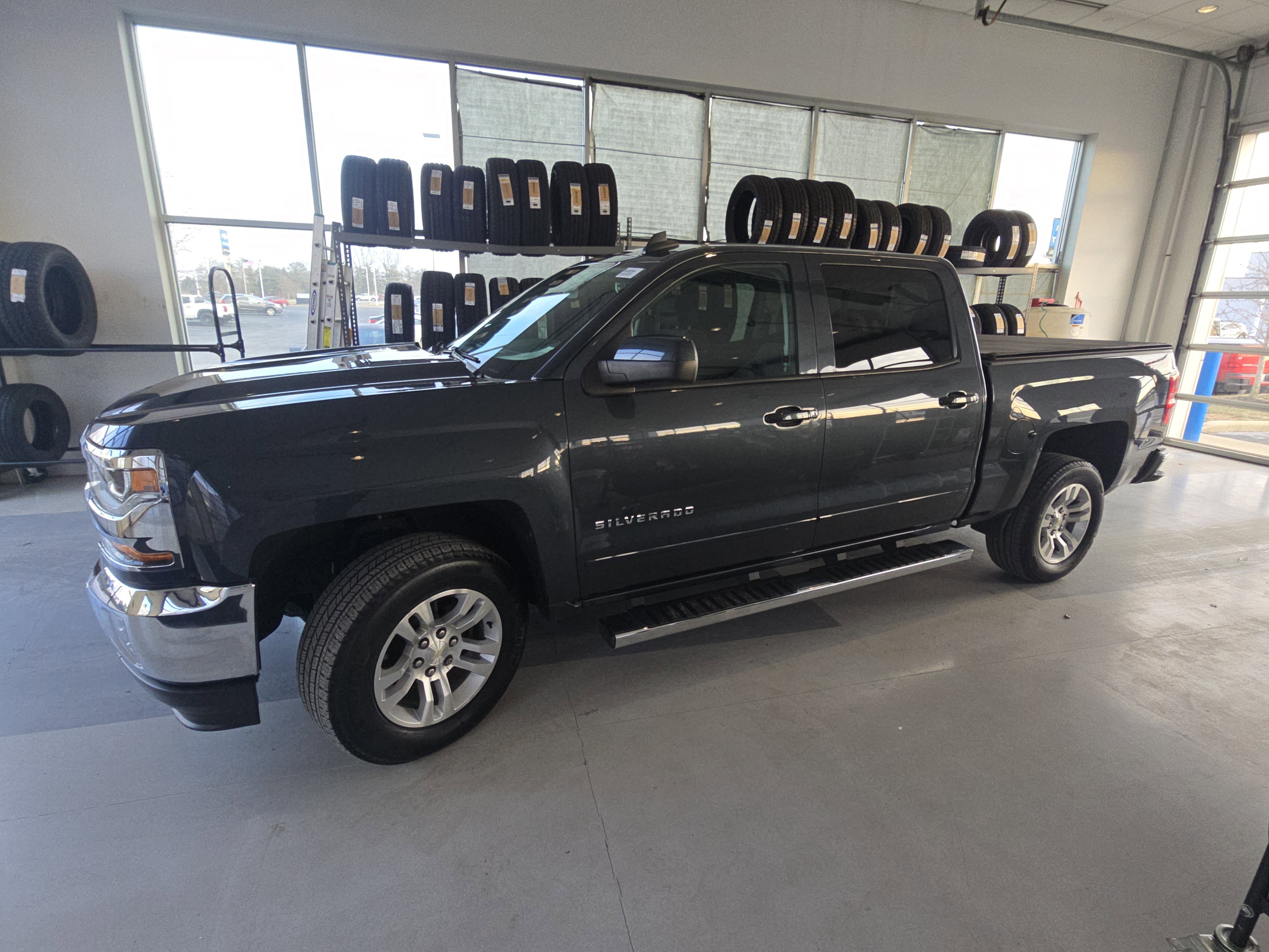 Used 2018 Chevrolet Silverado 1500 LT w/ All Star Edition image 13