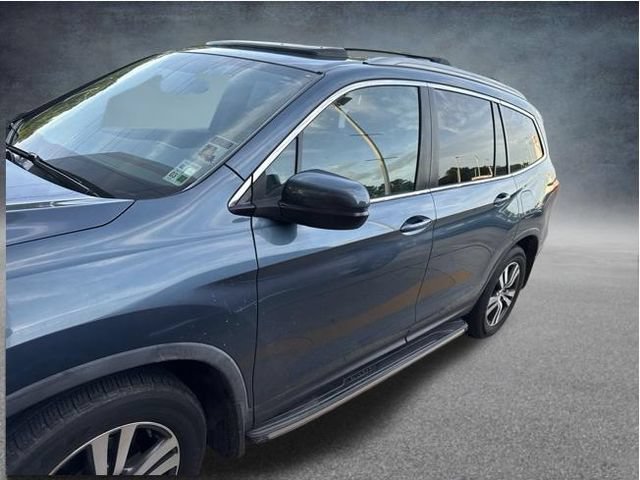 Used 2017 Honda Pilot EX-L image 2