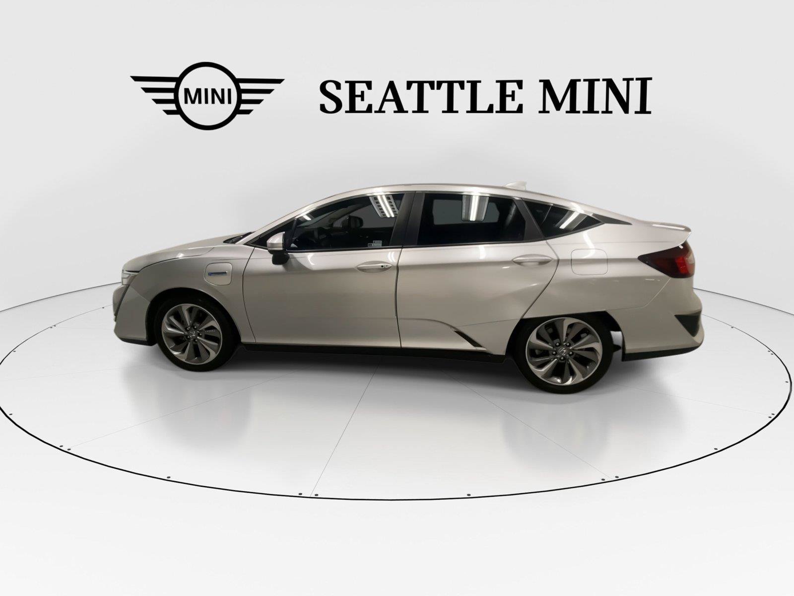 Used 2018 Honda Clarity Touring image 7
