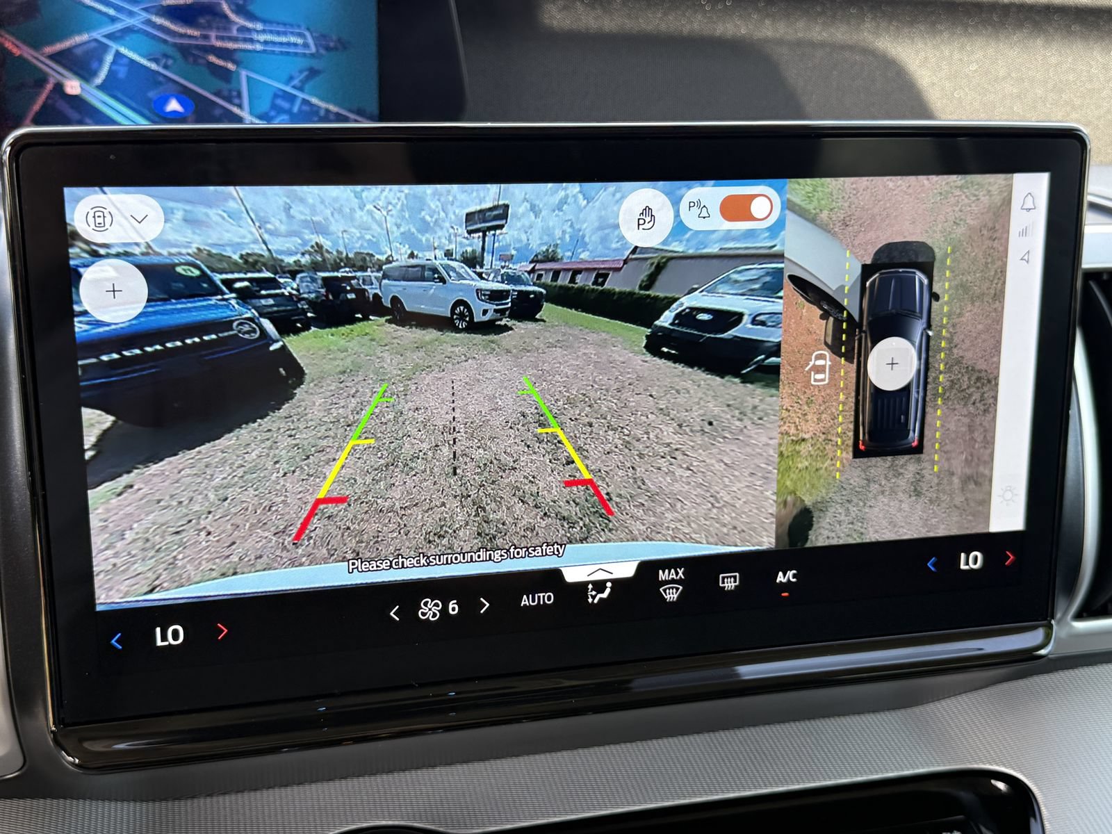 Certified 2025 Ford Expedition Active RWD image 32