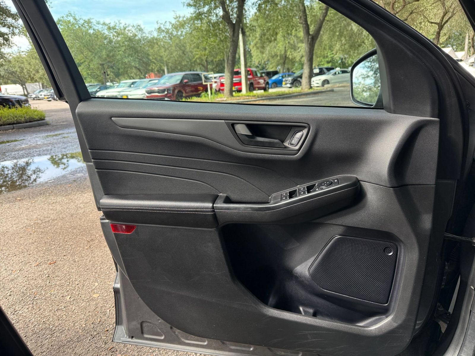Used 2024 Ford Escape Active AWD/4WD image 18