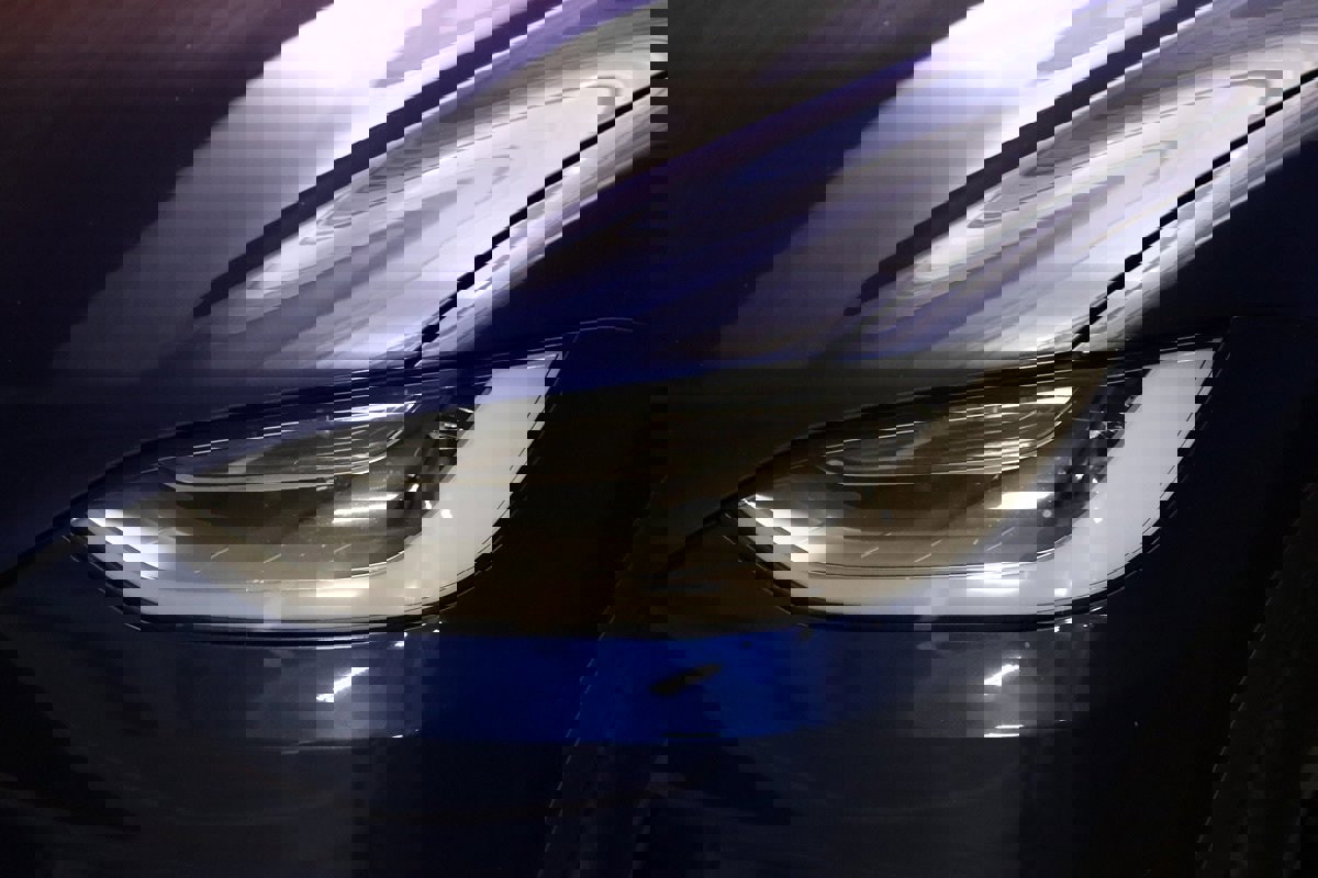 Used 2022 Tesla Model X image 6