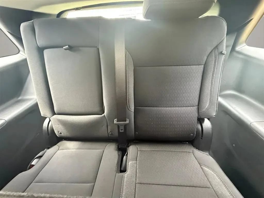 Used 2020 Chevrolet Traverse LS AWD/4WD image 29
