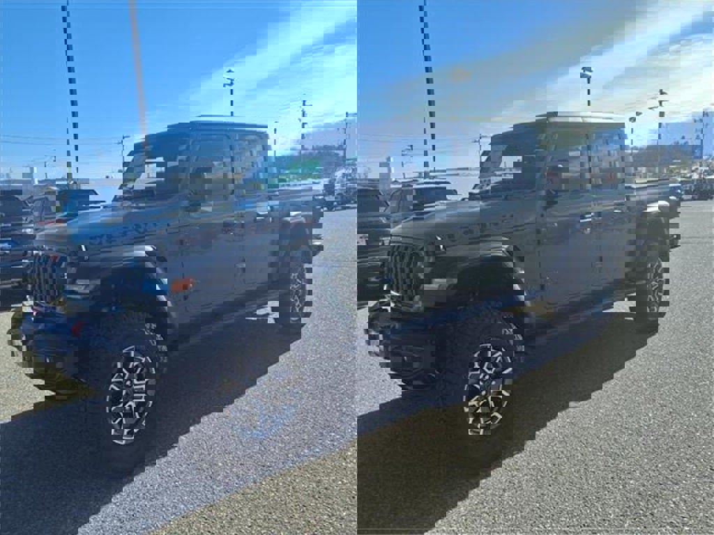 New 2026 Jeep Gladiator Mojave w/ Safety Group image 10