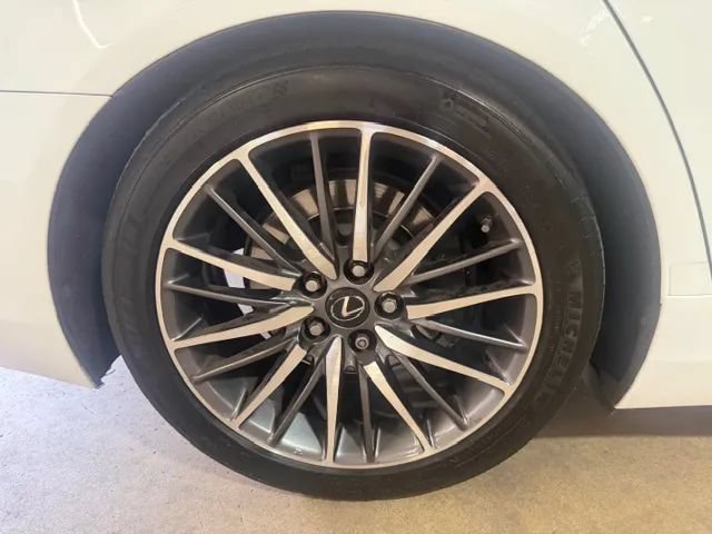 Used 2017 Lexus LS 460 F Sport w/ F Sport Package RWD image 20