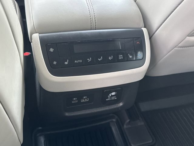 Used 2022 Nissan Pathfinder Platinum w/ Lighting Package (N93) image 7