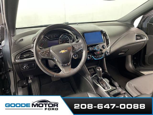 Used 2017 Chevrolet Cruze Premier image 8