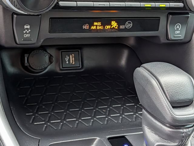 Certified 2025 Toyota RAV4 LE image 16