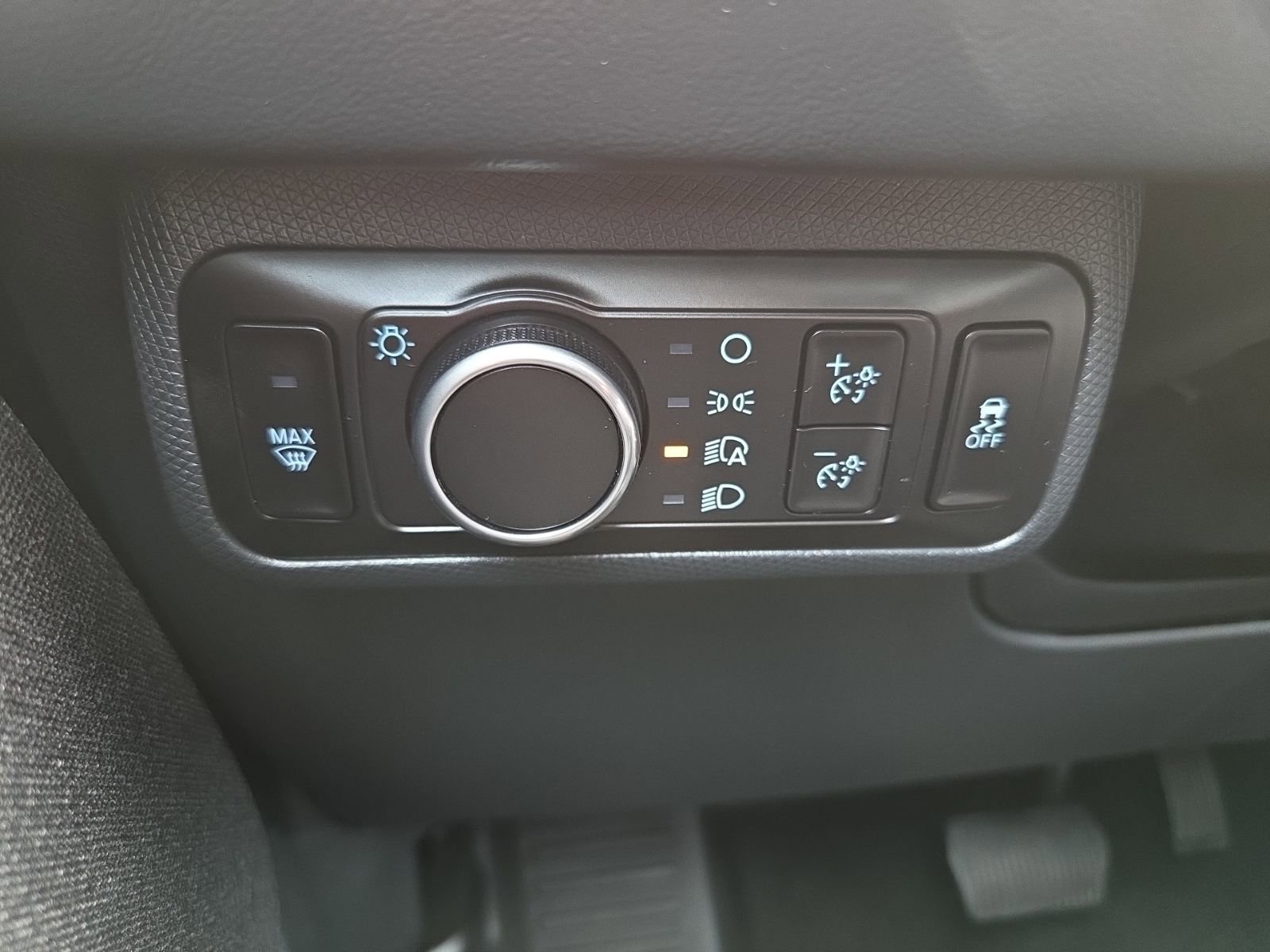 Used 2023 Ford Mustang Mach-E Premium image 33