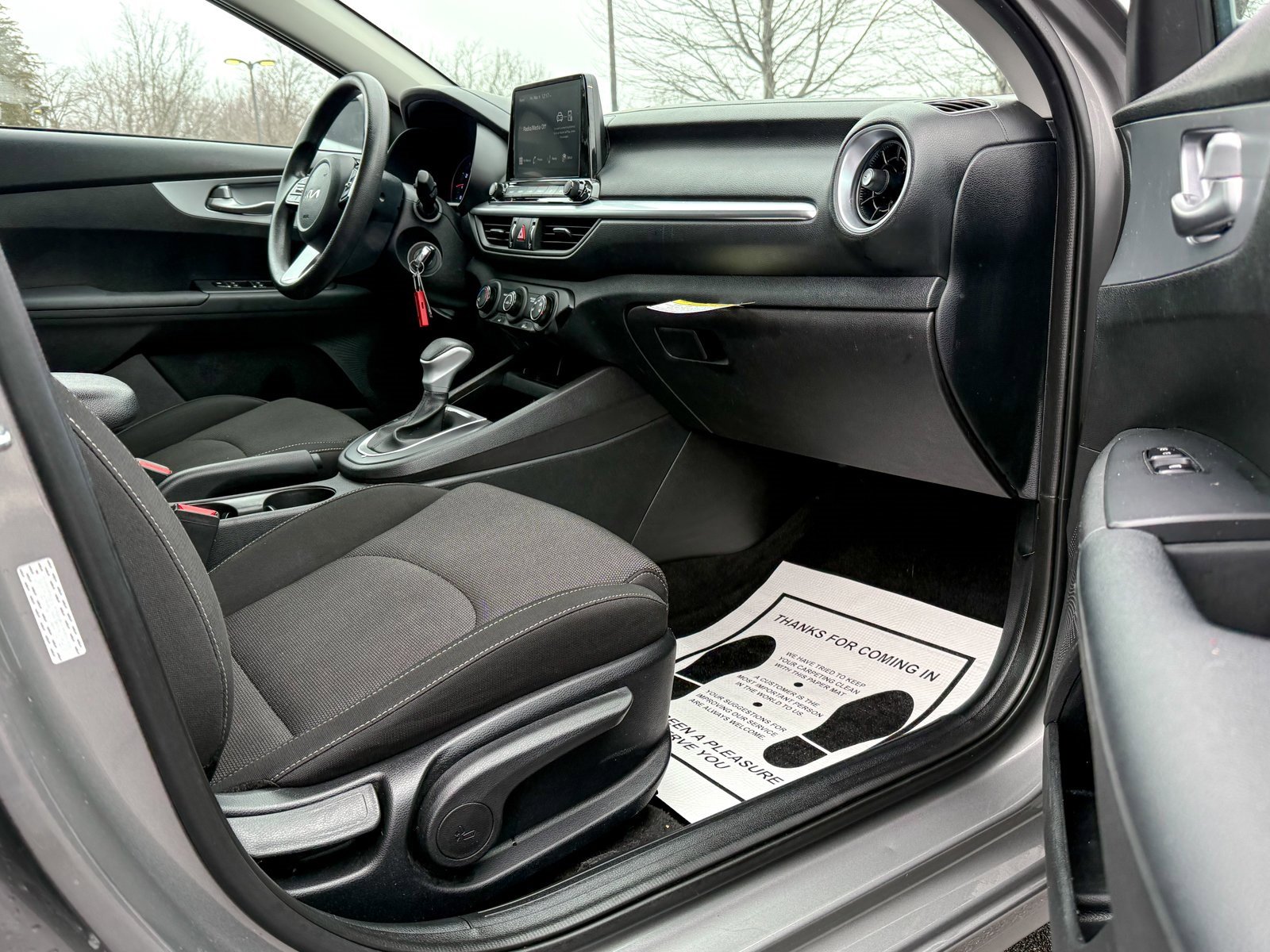 Used 2023 Kia Forte LXS w/ LXS Technology Package image 12