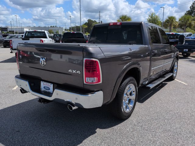 Used 2015 RAM 1500 Laramie w/ Convenience Group AWD/4WD image 4