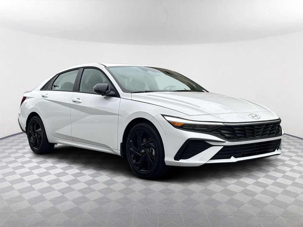 New 2026 Hyundai Elantra Sport FWD image 3