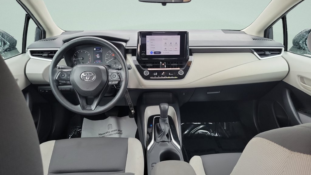 Used 2025 Toyota Corolla LE FWD image 10
