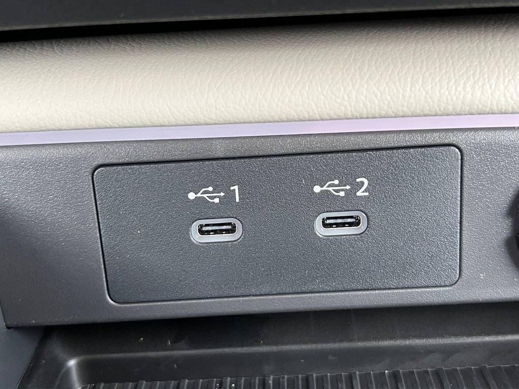 New 2026 Nissan Sentra SL w/ Floor Mat Package image 6