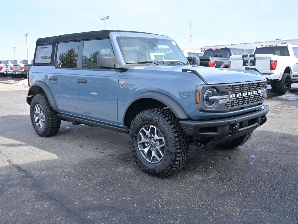 New 2025 Ford Bronco Badlands image 16