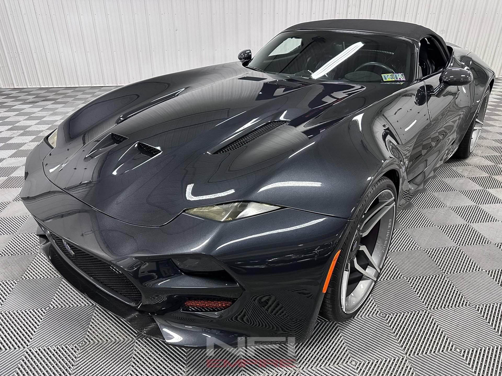 Used 2014 SRT Viper GTS w/ GTS Laguna Interior Package RWD image 6