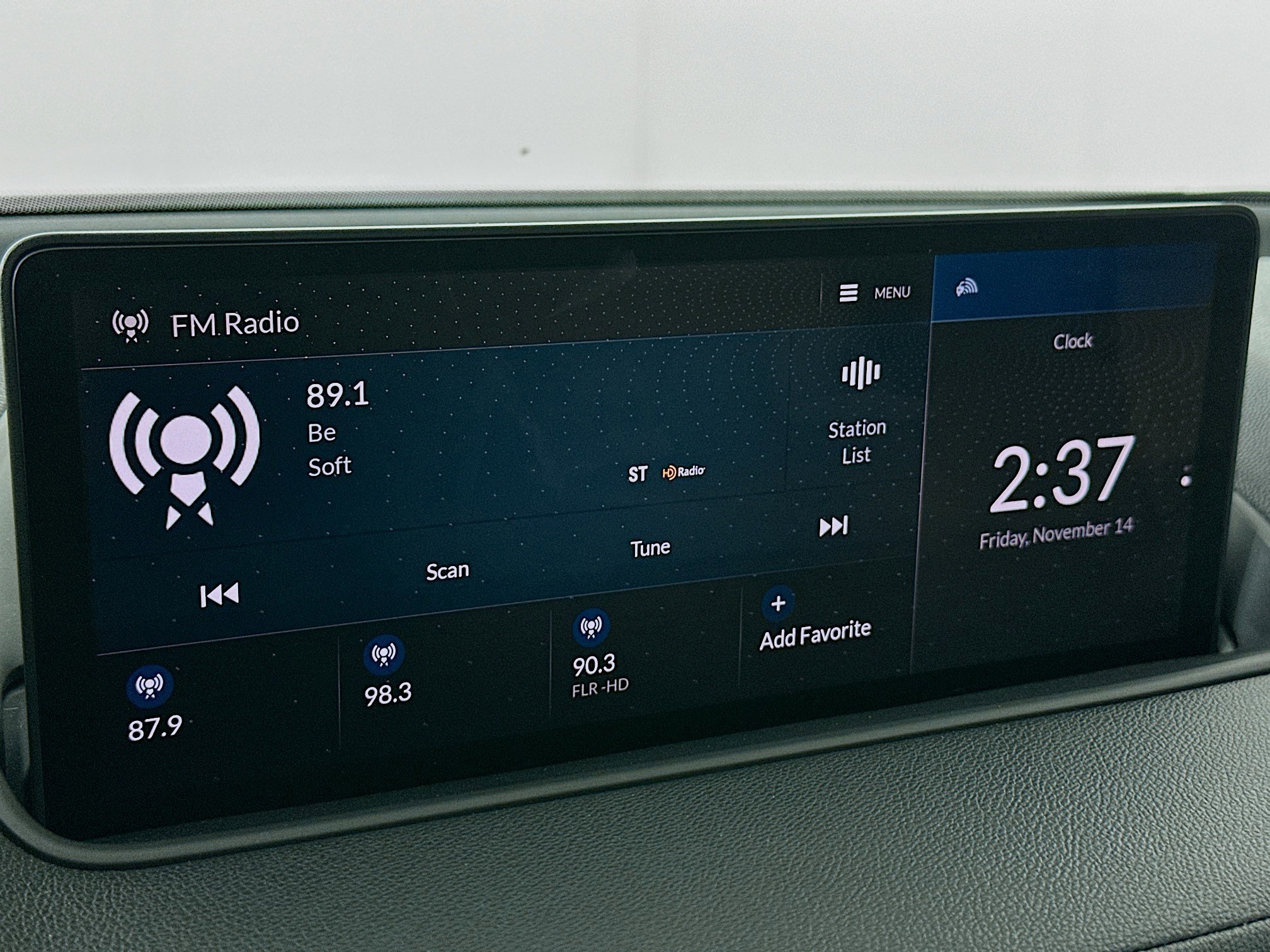 Used 2022 Acura MDX FWD image 19