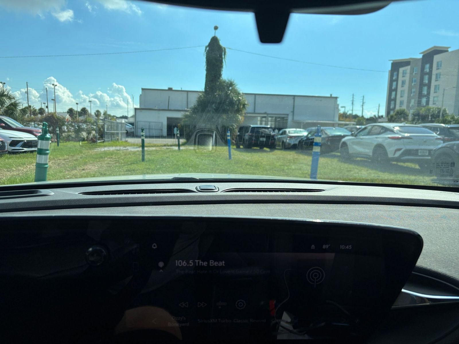 Used 2025 Buick Envista Sport Touring image 18