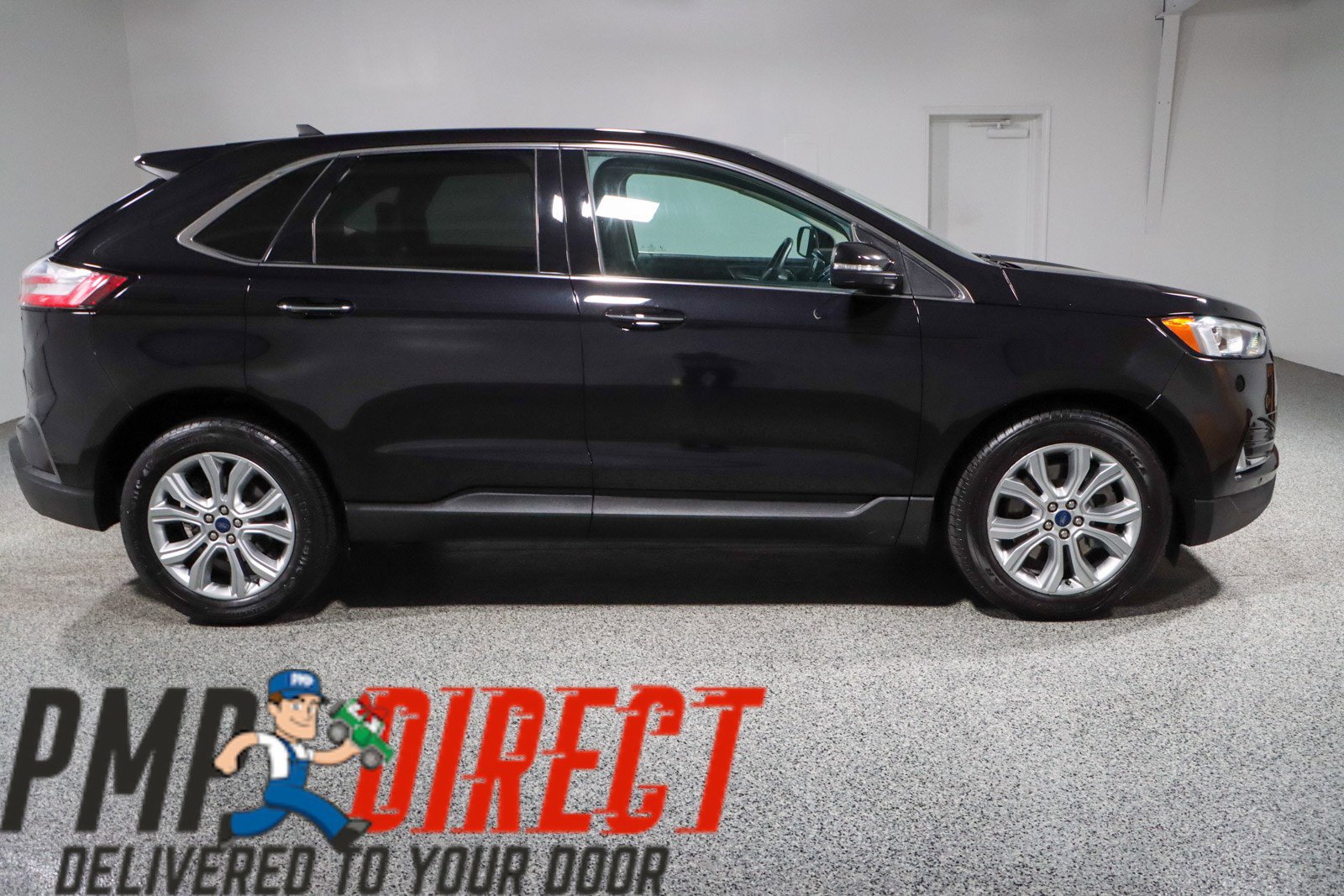 Used 2021 Ford Edge Titanium w/ Cargo Accessory Package FWD image 6