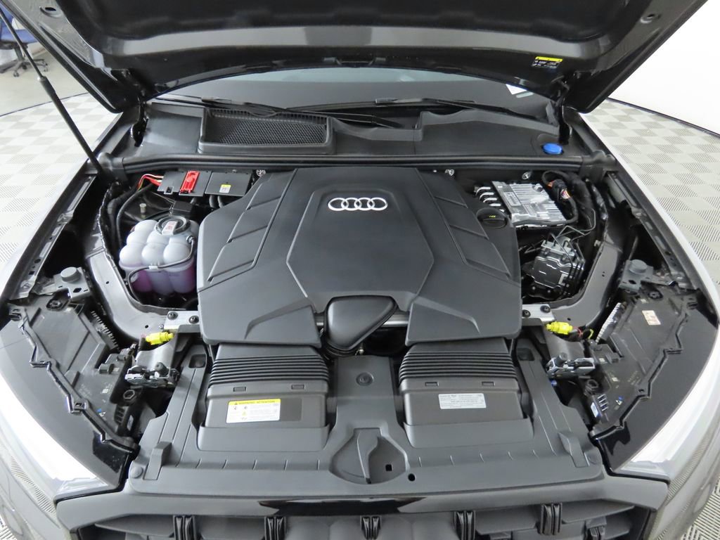 Used 2025 Audi Q7 3.0T Premium Plus w/ Premium Plus Package image 32